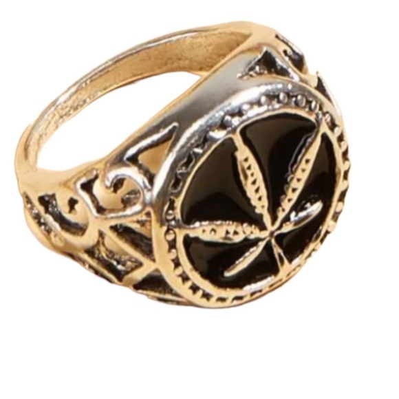 Vintage Style Leaf Decor Silver Tone Unisex Ring - Picture 2 of 7